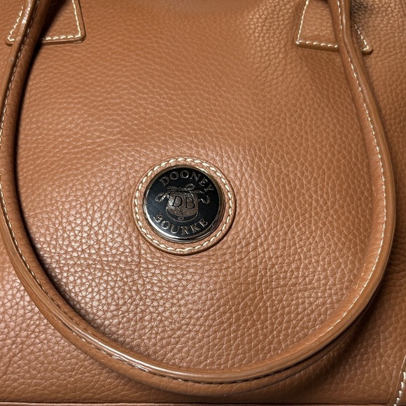 🎥 Dooney & Bourke Bag 🎥 LIVE SHOW DROP — Join Us for Full Details & Pricing! - Picture 2 of 5